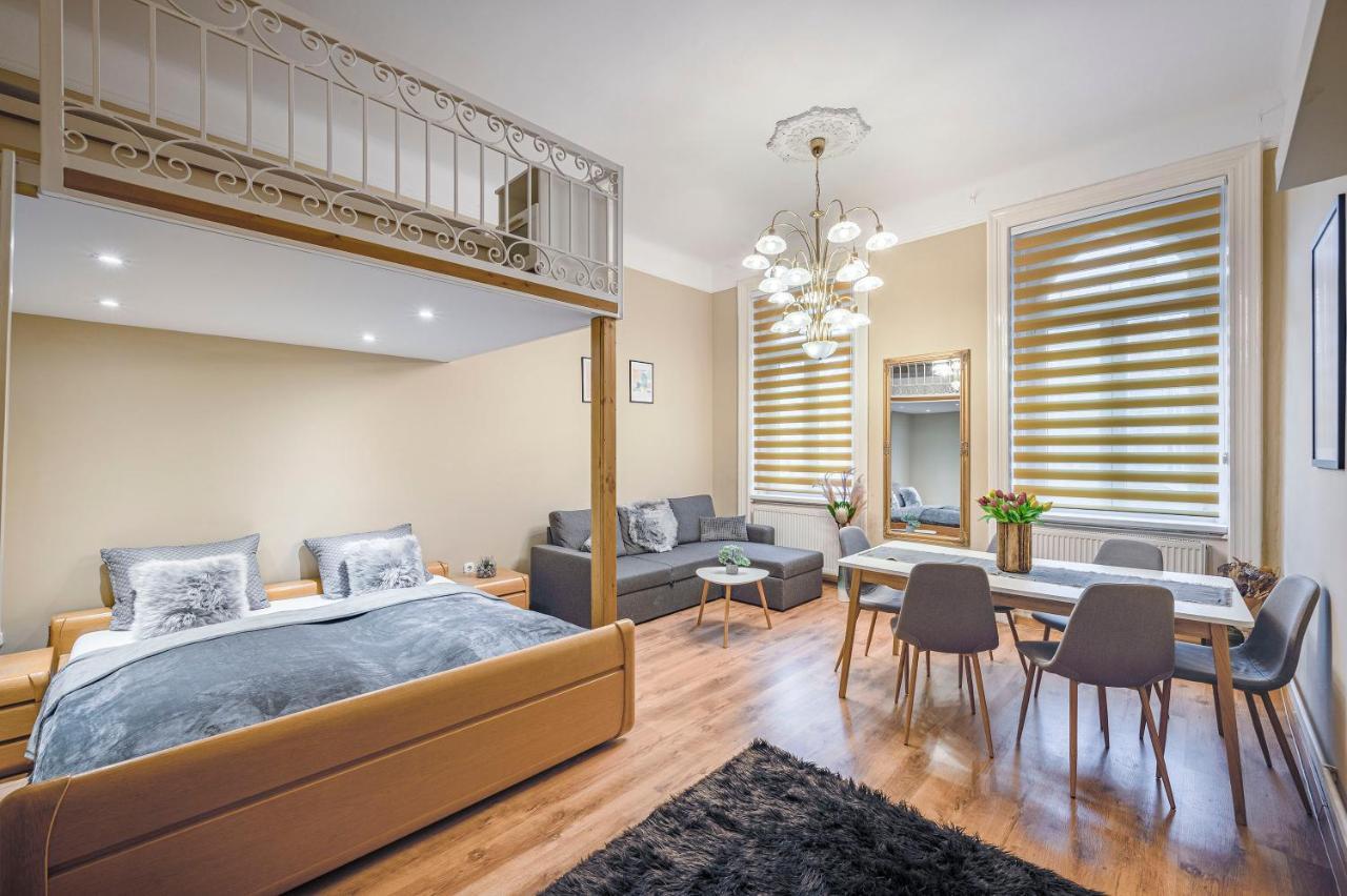 Corvin City Apartment By Nw Budapest Exterior photo